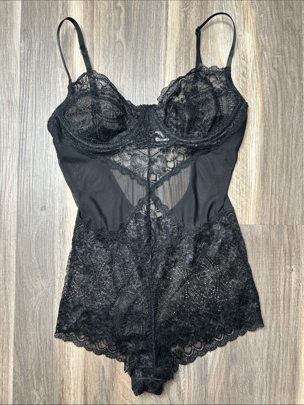 NWOT Fashion Nova Black Lace Bodysuit